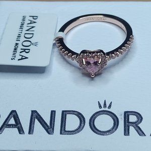 Pandora sparkling elevated heart ring